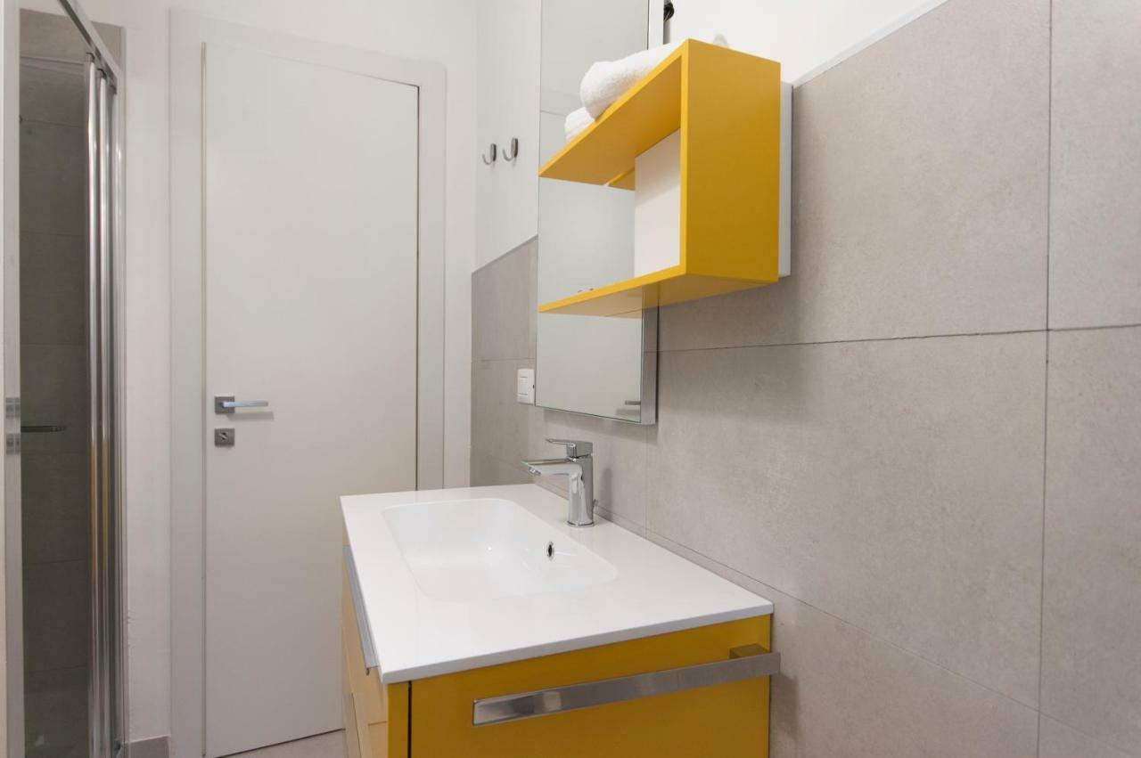 Beautiful Flat In Milano Center Milão Exterior foto