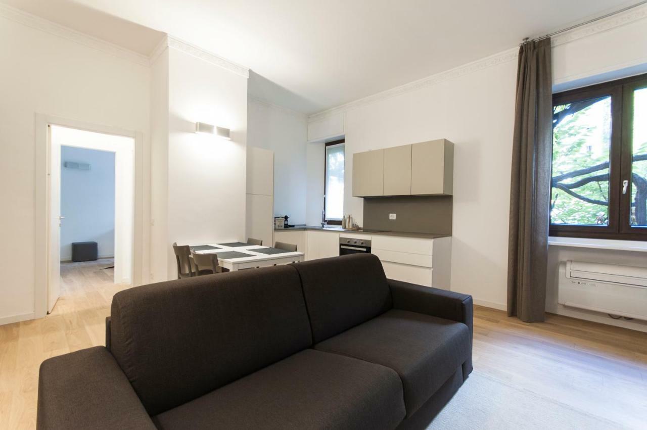Beautiful Flat In Milano Center Milão Exterior foto